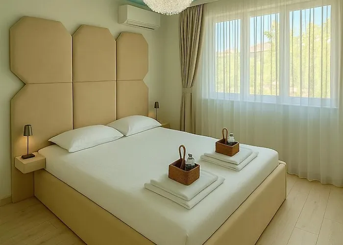 Elenartlux - Baby Cot - Pets Allowed - Free Parking & Fast Wi-Fi